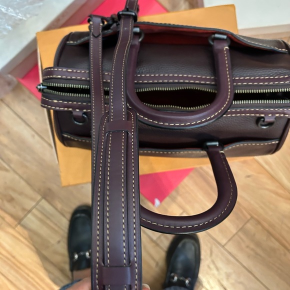 Coach woman  Dark Brown rogueLeather satchel - Picture 6 of 11